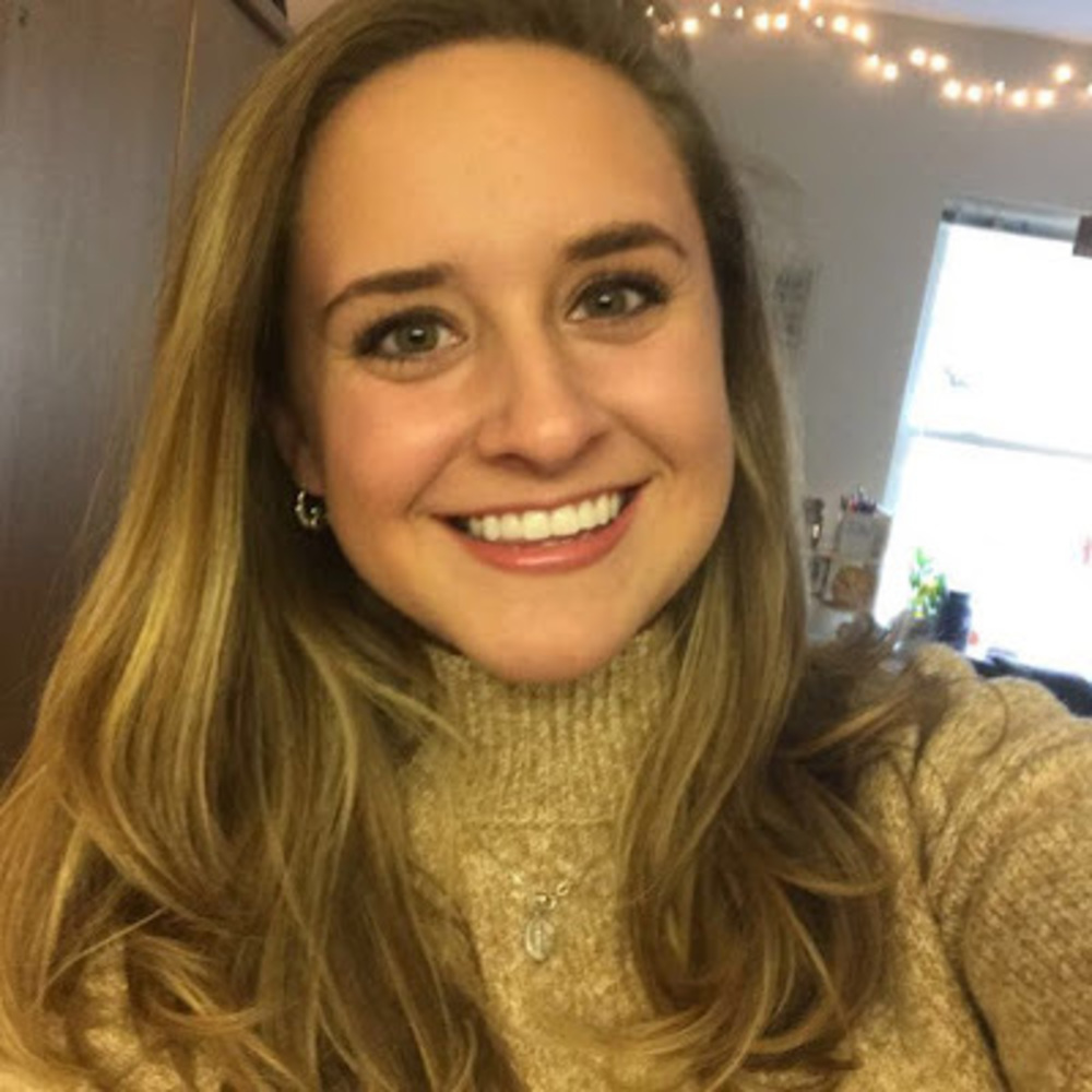 Meet your Posher, Caitlin
